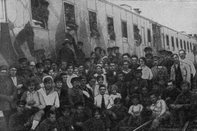 Агитационный поезд во главе с М.И. Калининым в г. Орша