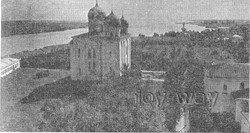 Территория внутри бывшего Юрьева монастыря
