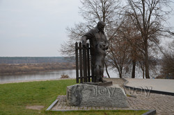 Памятник Константину Паустовскому